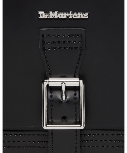 Dr. Martens(ドクターマーチン)の「Dr. Martens/ドクターマーチン ボックス クロスボディ バッグ AD055001(ボディバッグ/ウエストポーチ・レディース・ブラック・FREE)」の9枚目の写真