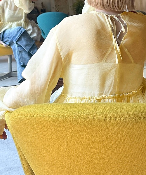 Alley by w closet（アリーバイダブルクローゼット）の「【Alley】シアーフリルボリューム袖プルオーバー（シャツ/ブラウス・レディース・イエロー/ブラック/オフホワイト・FREE）」の16枚目の写真