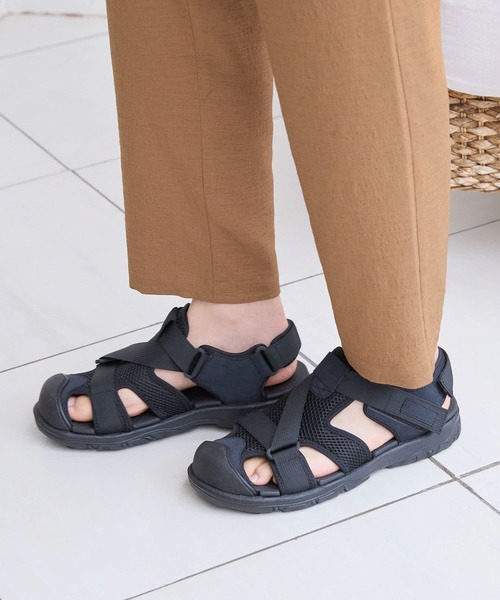 LAKOLE（ラコレ）の「メッシュスポーツサンダル[MEN] / 110478（サンダル・メンズ・ブラック/ベージュ・SMALL/MEDIUM/LARGE）」の13枚目の写真