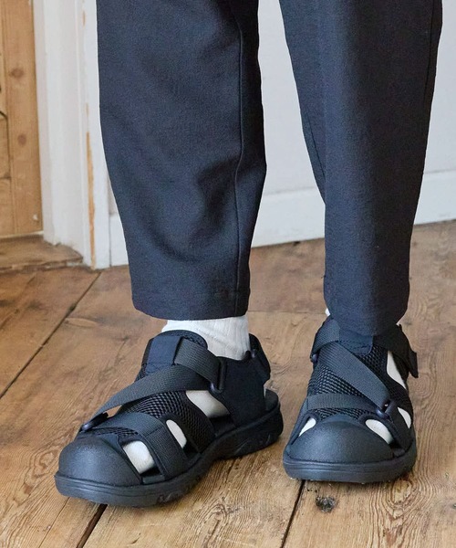 LAKOLE（ラコレ）の「メッシュスポーツサンダル[MEN] / 110478（サンダル・メンズ・ブラック/ベージュ・SMALL/MEDIUM/LARGE）」の14枚目の写真