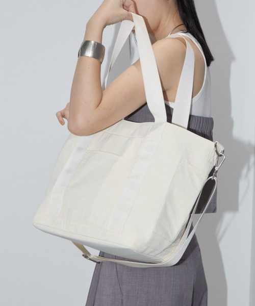 Aunt Marie's（アントマリーズ）の「マルチウェイマザーズバッグ/ショルダーポーチ付き（マザーズバッグ・レディース・ブラック/アイボリー/ブルー・FREE）」の5枚目の写真