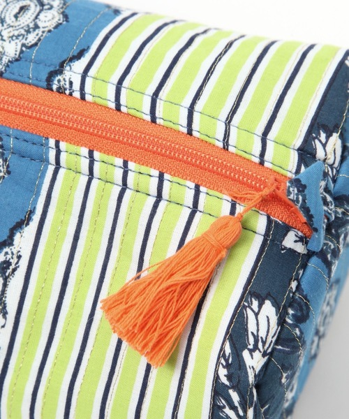 BAYFLOW（ベイフロー）の「[マチたっぷりで収納力◎]【Asante sana】スクエアポーチ（ポーチ・レディース・ブルー/ネイビー/イエロー/ベージュ/ホワイト/ピンク・0）」の20枚目の写真