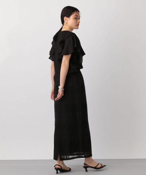 A part by（アパートバイ）の「フリルブラウス_半袖（シャツ/ブラウス・レディース・ブラック/オフホワイト・FREE）」の5枚目の写真