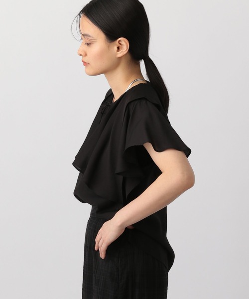 A part by（アパートバイ）の「フリルブラウス_半袖（シャツ/ブラウス・レディース・ブラック/オフホワイト・FREE）」の3枚目の写真