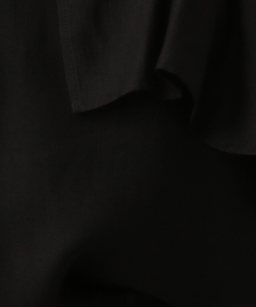 A part by（アパートバイ）の「フリルブラウス_半袖（シャツ/ブラウス・レディース・ブラック/オフホワイト・FREE）」の10枚目の写真