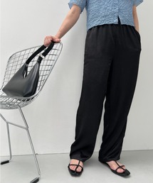 y/m | サテンストレートパンツ(その他パンツ)