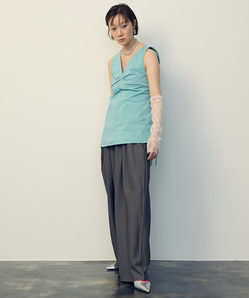 uyu.（ウユ）の「Drawstring Striped Wide Pants / ドロストストライプワイドパンツ【uyu./ウユ】（スラックス・レディース・ブラック/グレー・M/S）」の10枚目の写真