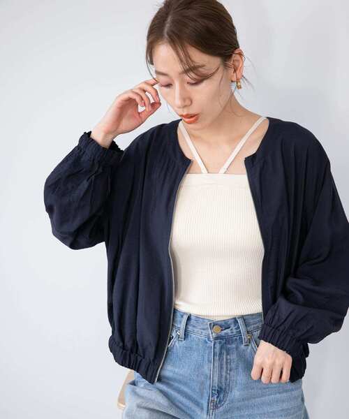 URBAN RESEARCH Sonny Label(アーバンリサーチサニーレーベル)の「カップ付きマルチウェイニットキャミソール(キャミソール・レディース・ネイビー/ホワイト系その他/オフホワイト・FREE)」の18枚目の写真