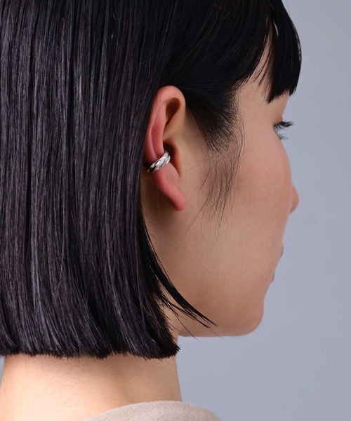 LION HEART（ライオンハート）の「LH for Gift シルバーイヤーカフ/ツイストテクスチャー/シルバー925（イヤーカフ・メンズ・シルバー・ONE SIZE）」の16枚目の写真