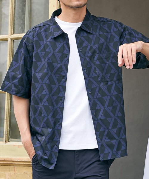 ikka(イッカ)の「【吸水速乾】GOKU楽AIRレギュラーシャツ(シャツ/ブラウス・メンズ・ブラック/オリーブ/ネイビー/ベージュ・S/M/L/XL)」の2枚目の写真