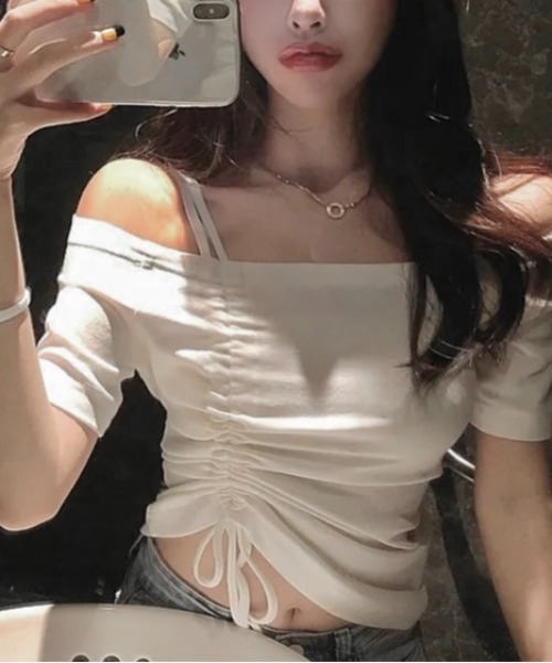 LADY LIKE（レディライク）の「ドローストリング肩見せトップス（Tシャツ/カットソー・レディース・ブラック/ホワイト/グレー・M）」の13枚目の写真