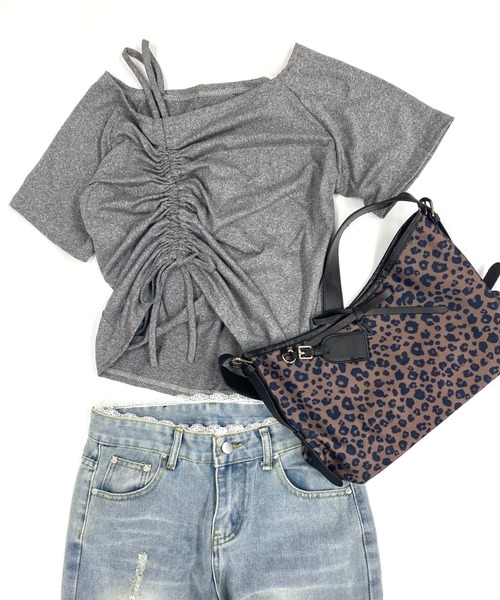 LADY LIKE（レディライク）の「ドローストリング肩見せトップス（Tシャツ/カットソー・レディース・ブラック/ホワイト/グレー・M）」の22枚目の写真