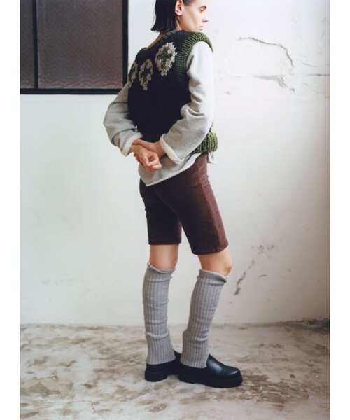 BEAMS BOY(ビームスボーイ)の「maturely / バルキー ベスト(ベスト・レディース・オリーブ/ネイビー・ONE SIZE)」の16枚目の写真