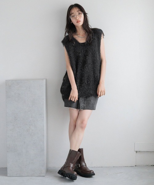 LOWRYS FARM(ローリーズファーム)の「CONE/ミニSK 131363(デニムスカート・レディース・ブラック/ブルー・MEDIUM/LARGE)」の6枚目の写真