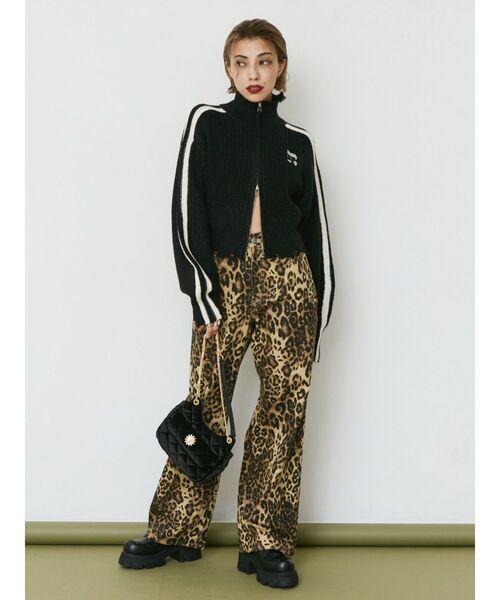 EVRIS（エヴリス）の「キルティングポケットショルダーBAG（ショルダーバッグ・レディース・ブルー/ブラック/ピンク・FREE）」の4枚目の写真