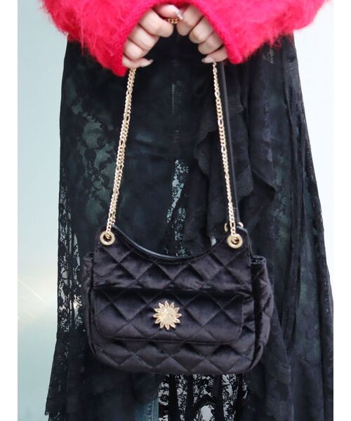 EVRIS（エヴリス）の「キルティングポケットショルダーBAG（ショルダーバッグ・レディース・ブルー/ブラック/ピンク・FREE）」の8枚目の写真