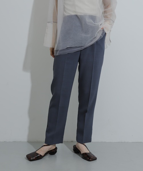 SENSE OF PLACE by URBAN RESEARCH(センスオブプレイスバイアーバンリサーチ)の「『UR TECH DRYLUXE』リネンライクテーパードパンツ(その他パンツ・レディース・ライトベージュ/ブラック/ネイビー・SMALL/MEDIUM/LARGE)」の15枚目の写真