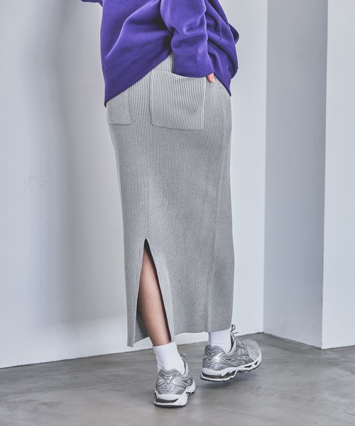 HEREIAM（ヘレイアム）の「【HEREIAM】スポーティーリブスカート2.0（スカート・レディース・グレー/ブラック/レッド/ダークブラウン/セージグリーン・MEDIUM/SMALL）」の17枚目の写真