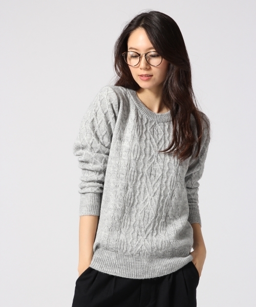 GLOBAL WORK（グローバルワーク）の「7ゲージイタリアケーブルプルオーバー長袖/563013（ニット/セーター・レディース・グリーン/ワインレッド/ネイビー/ホワイト/グレー/ダークグレー/ライトベージュ・SMALL/MEDIUM/LARGE）」の2枚目の写真