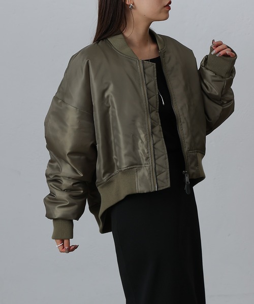 COLONY 2139（コロニートゥーワンスリーナイン）の「ダブルZIPクロップド中綿MA-1（MA-1・レディース・ブラック/カーキ・FREE）」の20枚目の写真