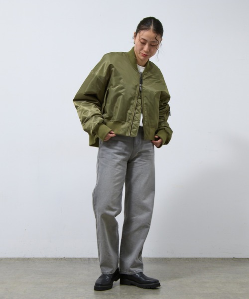 COLONY 2139（コロニートゥーワンスリーナイン）の「ダブルZIPクロップド中綿MA-1（MA-1・レディース・ブラック/カーキ・FREE）」の4枚目の写真