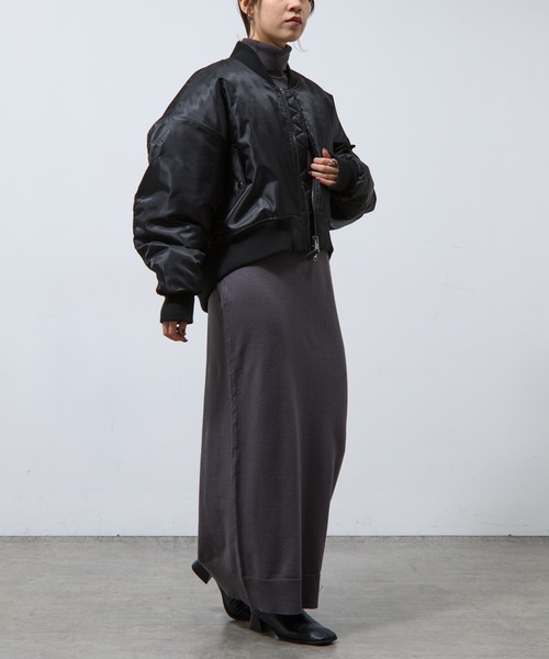 COLONY 2139（コロニートゥーワンスリーナイン）の「ダブルZIPクロップド中綿MA-1（MA-1・レディース・ブラック/カーキ・FREE）」の13枚目の写真