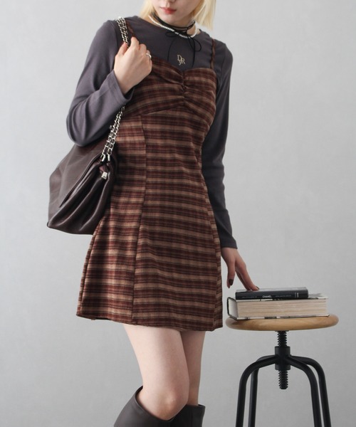 SpRay（スプレイ）の「チェックキャミミニワンピース（ワンピース・レディース・レンガ/レッド/ブラック/グリーン/ブラウン・FREE）」の5枚目の写真