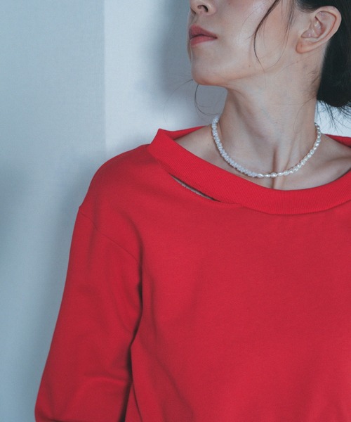 Nora Lily elle(ノラリリーエル)の「【Nora Lily】「elle」Slash Short SWEAT(スウェット・レディース・アッシュグレー/ブラック/レッド・FREE)」の21枚目の写真