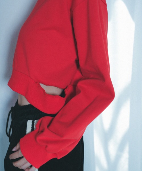 Nora Lily elle(ノラリリーエル)の「【Nora Lily】「elle」Slash Short SWEAT(スウェット・レディース・アッシュグレー/ブラック/レッド・FREE)」の20枚目の写真