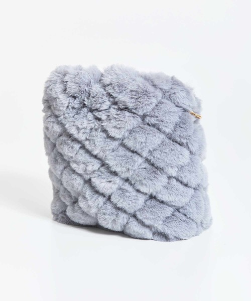 NOELA(ノエラ)の「キルティングパターンバッグ(ショルダーバッグ・レディース・ブラック/ボルドー/ブルー・フリー)」の6枚目の写真