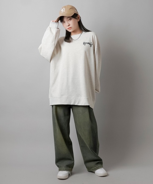 SPINNS（スピンズ）の「オバケ8ボールデザイン ビッグスウェット