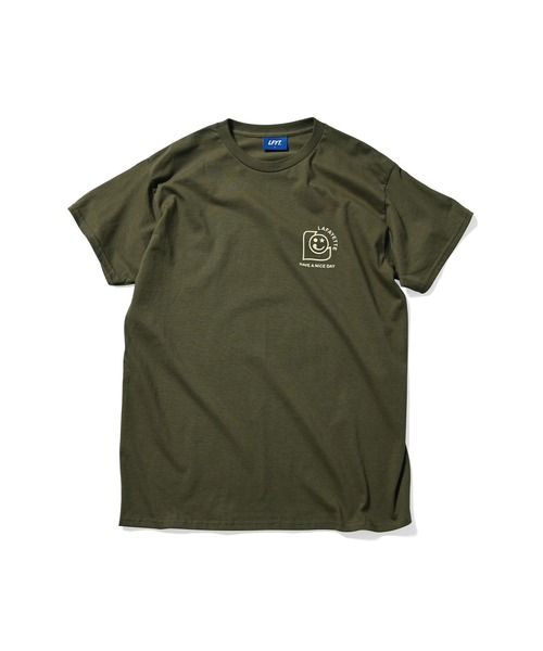 LFYT（エルエフワイティー）の「LFYT ラファイエット 【Lafayette】 - 半袖 Tシャツ【HAVE A NICE DAY TEE LA240110】（Tシャツ/カットソー・メンズ・オリーブ/ネイビー/ホワイト・LARGE/X-LARGE/XX-LARGE/MEDIUM）」の3枚目の写真