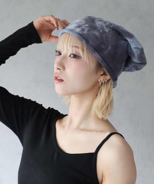 BARELY BLUE（ベアリーブルー）の「【 BARELY BLUE / ベアリーブルー 】 タイダイ ルーズシルエット ビーニー（ニットキャップ/ビーニー・レディース・ピンク/ブルー/ブラック/マルチ・FREE）」の15枚目の写真