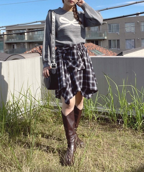 AS KNOW AS plus（アズノゥアズプラス）の「◇巻きシャツ風デザインミニスカート（スカート・レディース・ブラック系/レッド系・FREE）」の5枚目の写真