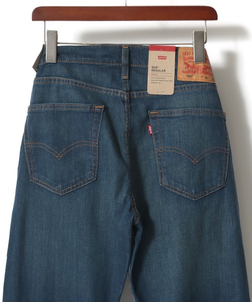 Levi's(リーバイス)の「Levi's/リーバイス 505 REGULAR/レギュラーフィット ジーンズ/ヴィンテージウォッシュ レギュラーストレート ストレッチ デニムパンツ(デニムパンツ・メンズ・ダークインディゴブルー/ライトインディゴブルー/インディゴブルー/ダークブルー/ライトブルー/ブルー・32inch/31inch/30inch/29inch/34inch/33inch/36inch/28inch)」の5枚目の写真