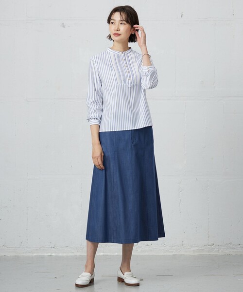 J.PRESS Ladies(J.プレス レディス)の「【洗える】セルロースシャンブレー フレアー スカート(スカート・レディース・ネイビー系/ブルー系・XXS/XS/S)」の5枚目の写真