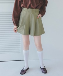 ツータックショートパンツ