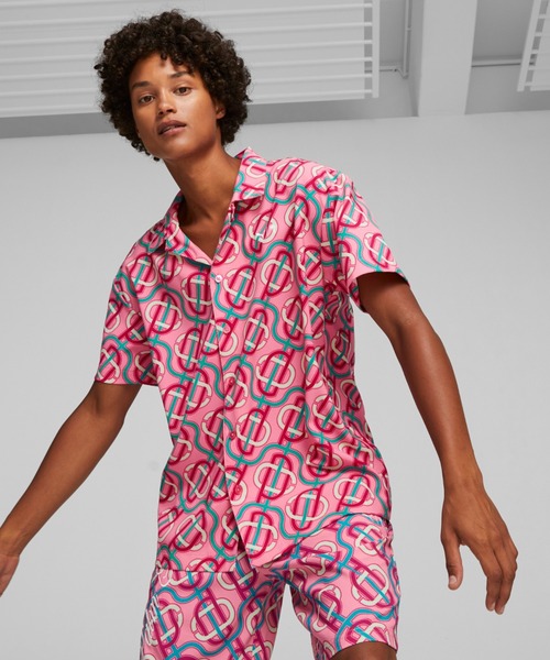 PUMA(プーマ)の「PUMA プーマ ユニセックス PUMA x PTC AOP シャツ(その他トップス・メンズ・ホワイト/ピンク・SMALL/MEDIUM/X-SMALL/LARGE)」の2枚目の写真