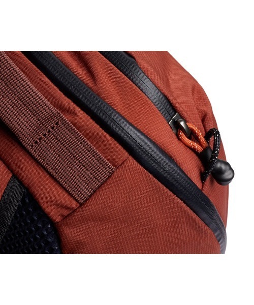 entre square(アントレスクエアー)の「Bellroy/バックパック/リュックサック Lite Ready Pack クレイ(廃盤カラー)(バックパック/リュック・レディース・レンガ・ONE SIZE)」の5枚目の写真