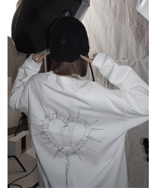 Darich(ダーリッチ)の「ハートモチーフロングTシャツ(Tシャツ/カットソー・レディース・ホワイト/ライトグレー/ブラック・FREE)」の13枚目の写真