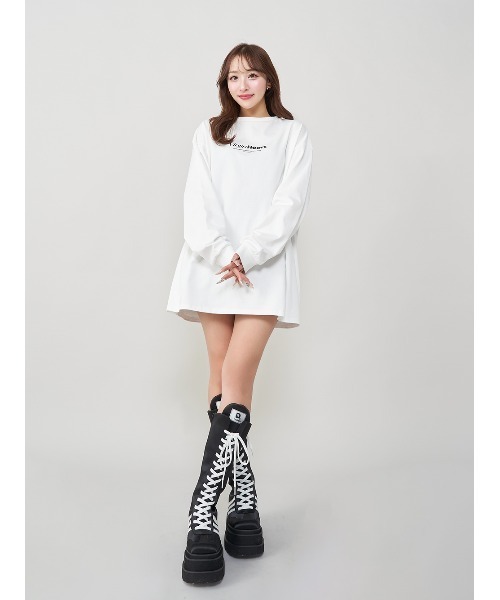 Darich(ダーリッチ)の「ハートモチーフロングTシャツ(Tシャツ/カットソー・レディース・ホワイト/ライトグレー/ブラック・FREE)」の6枚目の写真