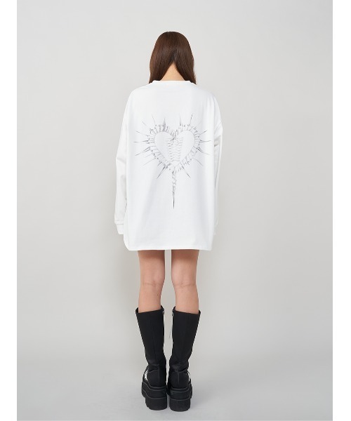 Darich(ダーリッチ)の「ハートモチーフロングTシャツ(Tシャツ/カットソー・レディース・ホワイト/ライトグレー/ブラック・FREE)」の8枚目の写真
