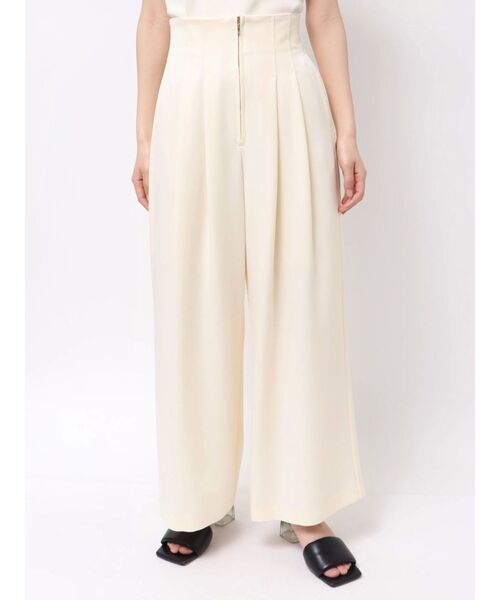 LAGUNAMOON（ラグナムーン）の「2タックワイドパンツ（その他パンツ・レディース・グレー/アイボリー/オフホワイト・SMALL/MEDIUM）」の2枚目の写真