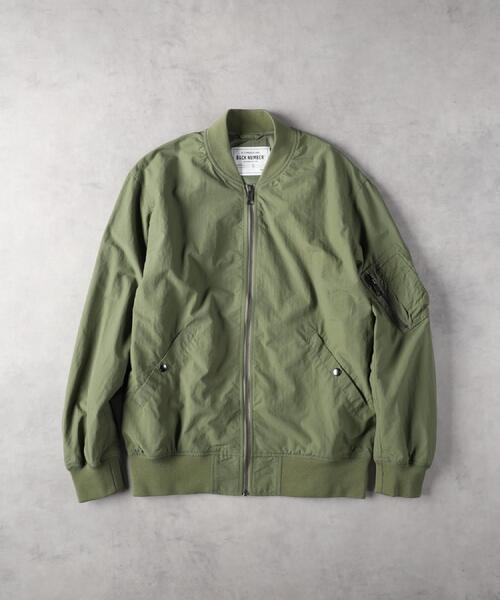BACK NUMBER(バックナンバー)の「BACK NUMBER(バックナンバー)【メンズ】ライトMA-1ジャケット(ミリタリージャケット・メンズ・ベージュ/オリーブ・M/L/XL)」の22枚目の写真