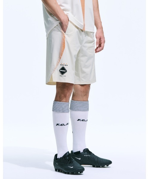 F.C.Real Bristol（エフシーレアルブリストル）の「GAME SHORTS（その他パンツ・メンズ・ブラック/オフホワイト・SMALL/LARGE/MEDIUM/X-LARGE/XX-LARGE）」の3枚目の写真