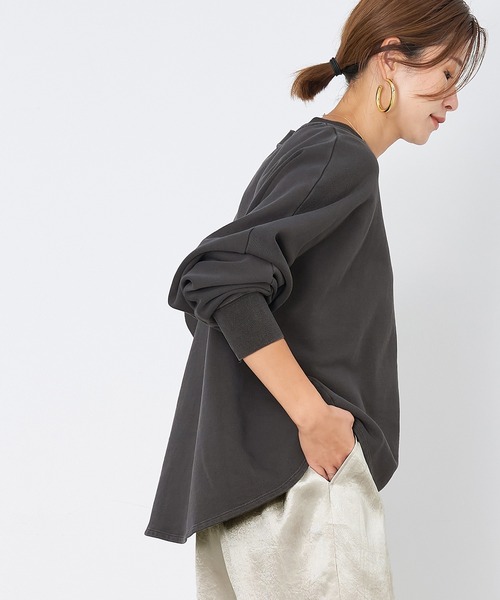 MICA&DEAL（マイカ＆ディール）の「ピグメントバイオプルオーバー（スウェット・レディース・チャコールグレー/ベージュ/ブルー・FREE）」の7枚目の写真