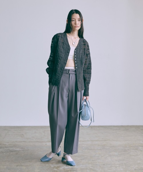 EN NEUME(エンノイム)の「Crinkle Blouse(シャツ/ブラウス・レディース・ブラック/オフホワイト/ネイビー・FREE)」の17枚目の写真