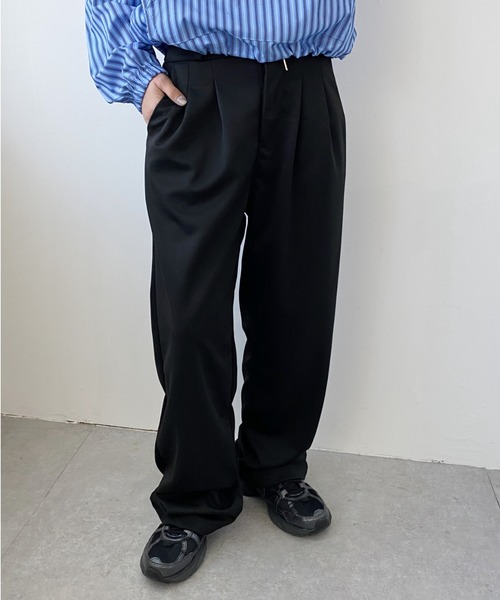 LOVALOT(ラバロット)の「ドローストリングワイドスウェットパンツ(スウェットパンツ・レディース・グレー/ホワイト/ブラック・S/M/L)」の1枚目の写真
