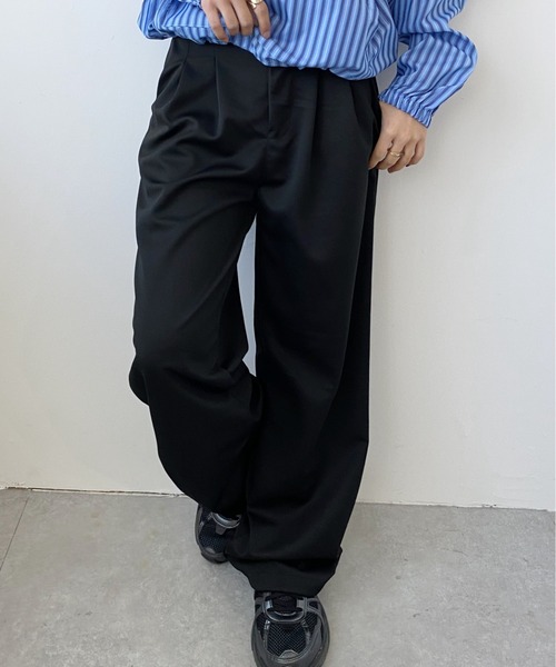 LOVALOT(ラバロット)の「ドローストリングワイドスウェットパンツ(スウェットパンツ・レディース・グレー/ホワイト/ブラック・S/M/L)」の5枚目の写真