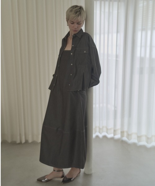 Muel Chic(ミュエルシック)の「Kelsey softl denim OP ケルシーソフトデニムワンピース(ワンピース・レディース・ライトインディゴブルー/ダークインディゴブルー/ブラック・FREE)」の16枚目の写真